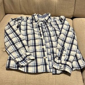 Like new, boys size 5 button down shirt